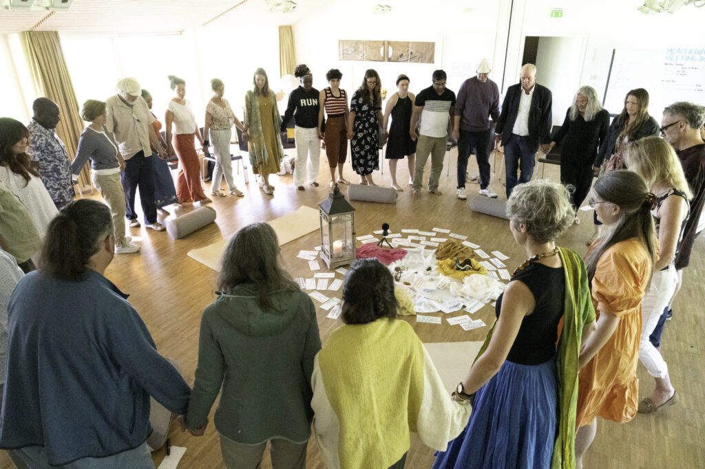 World Ethic Forum Firekeepers. Photo: Madlaina Fontana